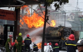 Hà Nội: Đóng cửa các cây xăng mất an toàn cháy nổ